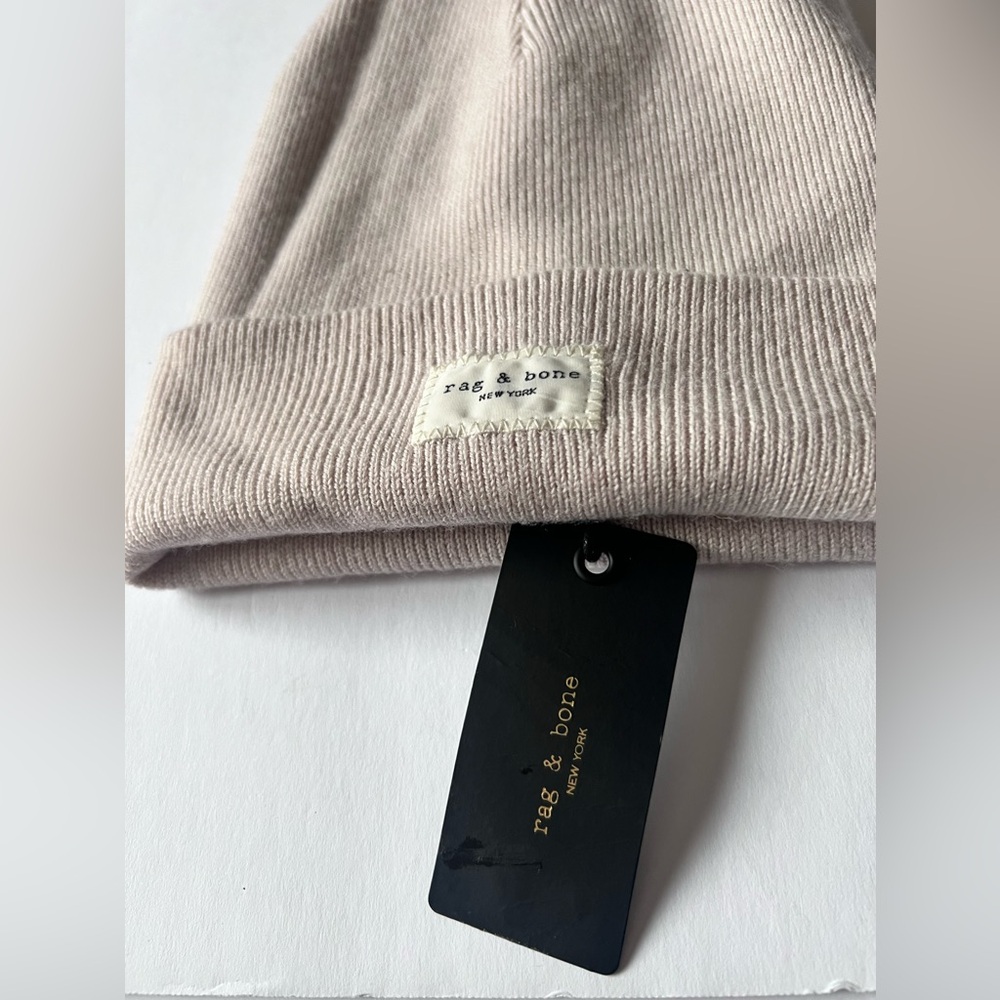 RAG AND BONE MERINO WOOL ADDISON RIB KNIT BEANIE IN TURTLEDOVE OS UNISEX NWT - Picture 2 of 15
